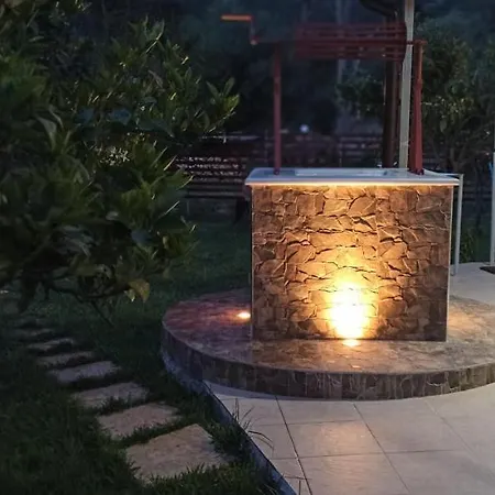 Vakantiehuis Vasiana Razáta