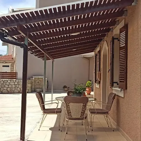 Vasiana Vakantiehuis Razáta